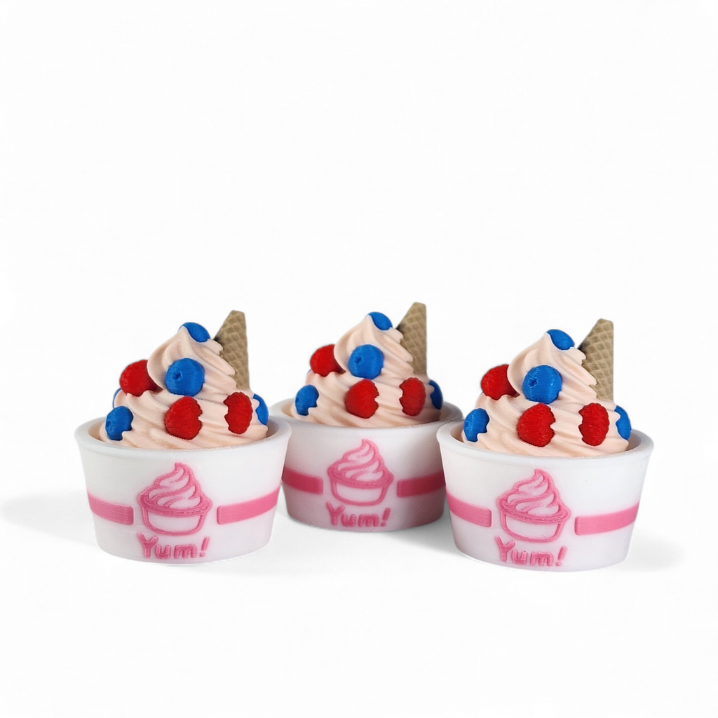 Berry Frozen Yogurt Clicker Keychain – Cute Sensory Fidget Keychain for Stress Relief & Bag Charm
